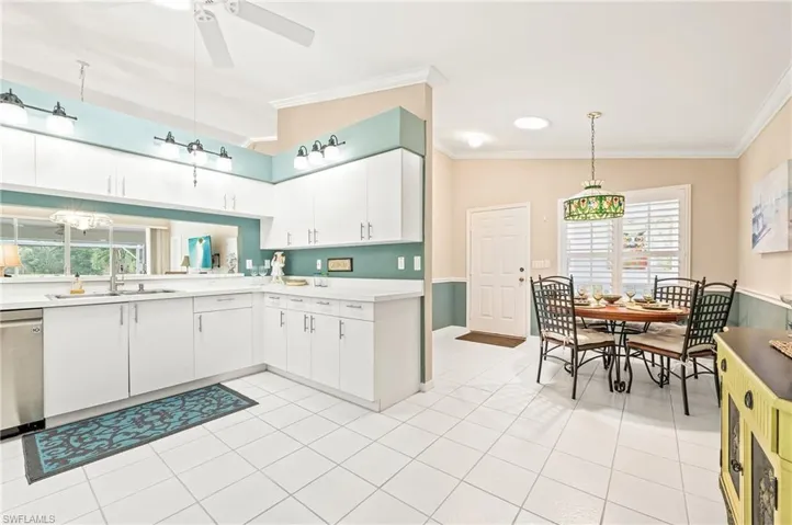 Eat-in open to kitchen