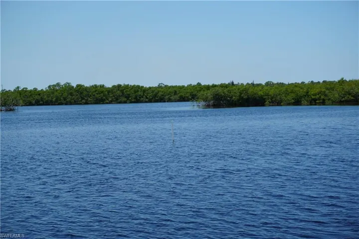 Boating out to the Myakka River, Charlotte Harbor and the Gulf from here