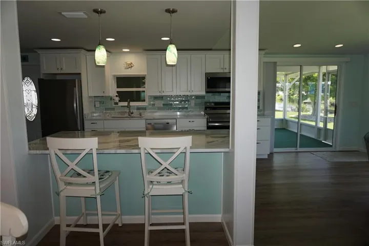 Breakfast bar