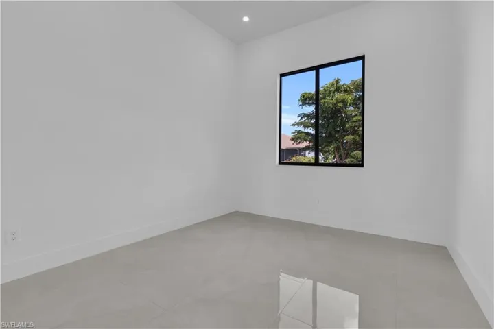 1024 Alvin Ave, Lehigh Acres, Florida 33971