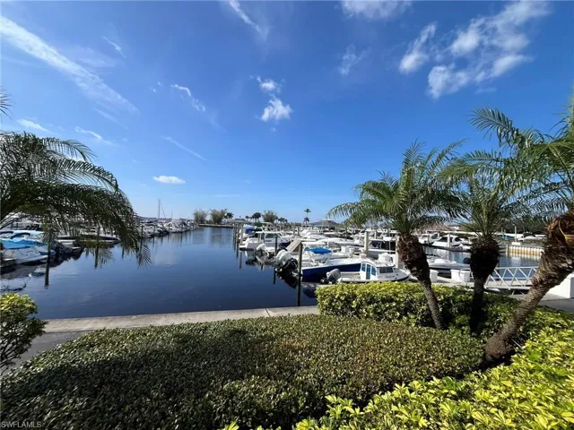 4240 Steamboat Bend # 401, Fort Myers Fl 33919