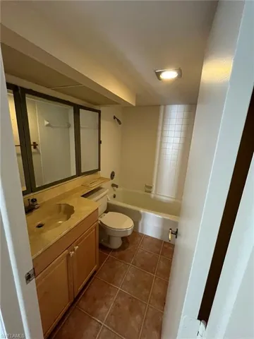 4240 Steamboat Bend # 401, Fort Myers Fl 33919
