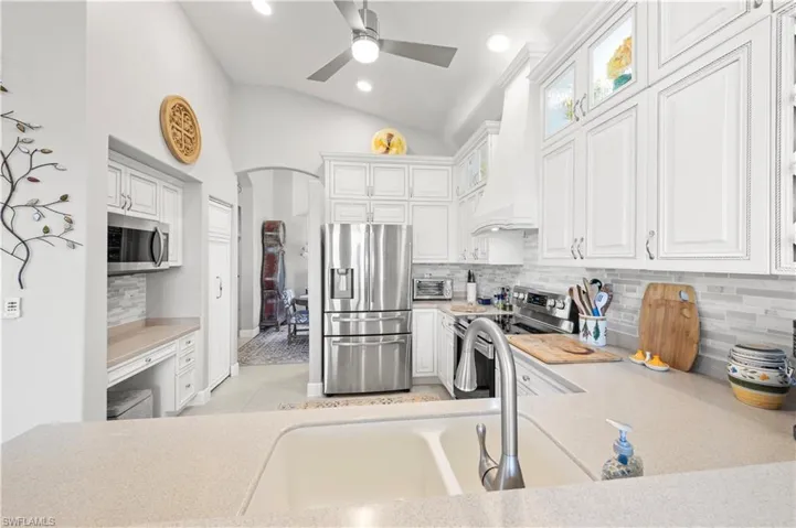 8035 Tauren Ct, Naples Fl 34119