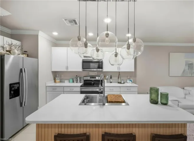 15380 Wildflower Cir, Naples, Florida 34119