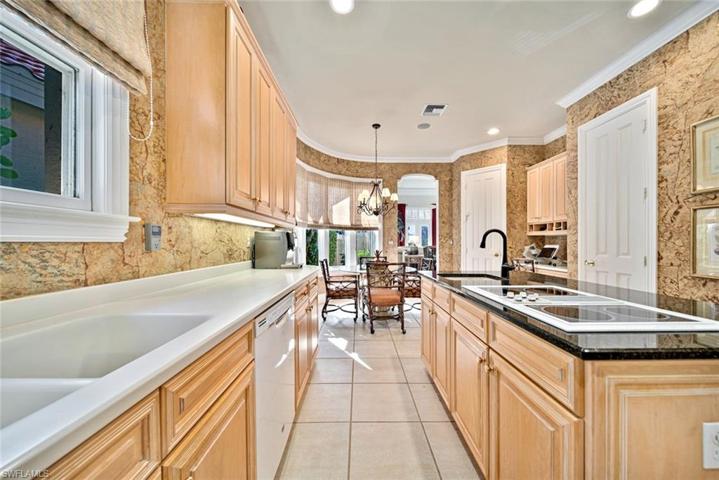 2745 Wulfert RD, SANIBEL FL 33957
