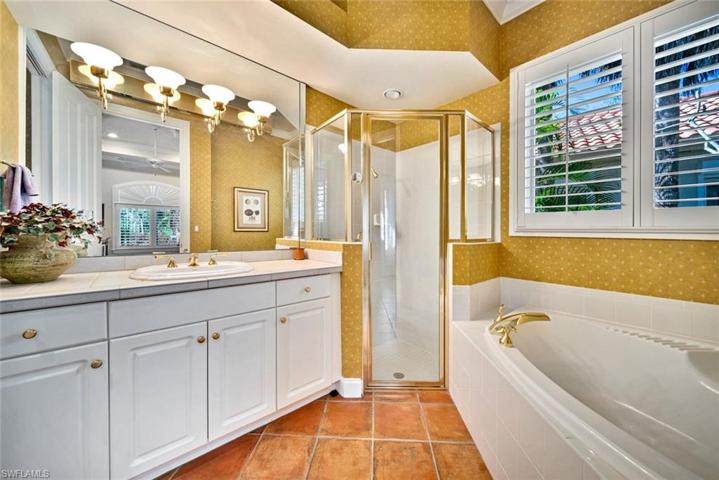 2745 Wulfert RD, SANIBEL FL 33957