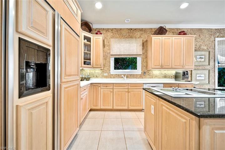 2745 Wulfert RD, SANIBEL FL 33957