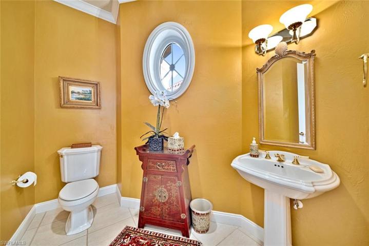 2745 Wulfert RD, SANIBEL FL 33957