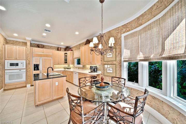 2745 Wulfert RD, SANIBEL FL 33957