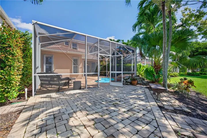 8720 Spring Mountain Way, Fort Myers, Florida 33908