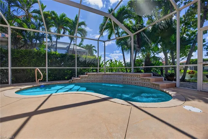 8720 Spring Mountain Way, Fort Myers, Florida 33908