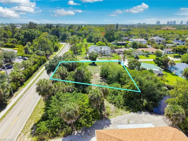 27312 Buccaneer Dr, Bonita Springs, Florida 34135