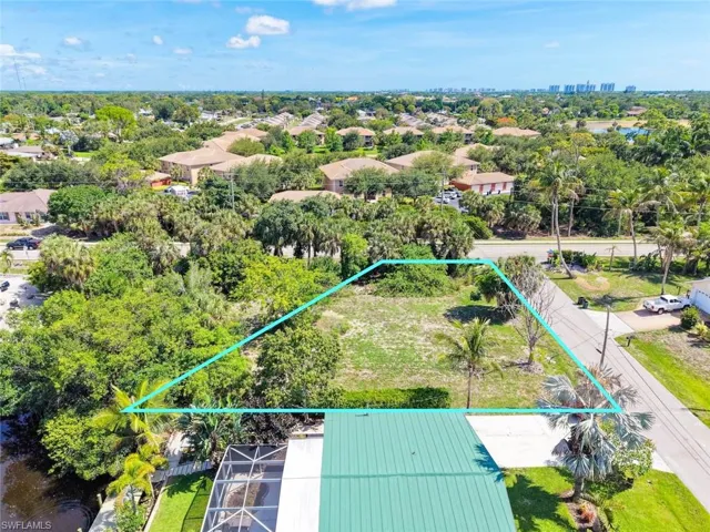 27312 Buccaneer Dr, Bonita Springs, Florida 34135