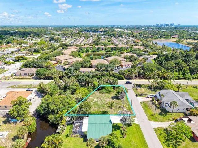 27312 Buccaneer Dr, Bonita Springs, Florida 34135