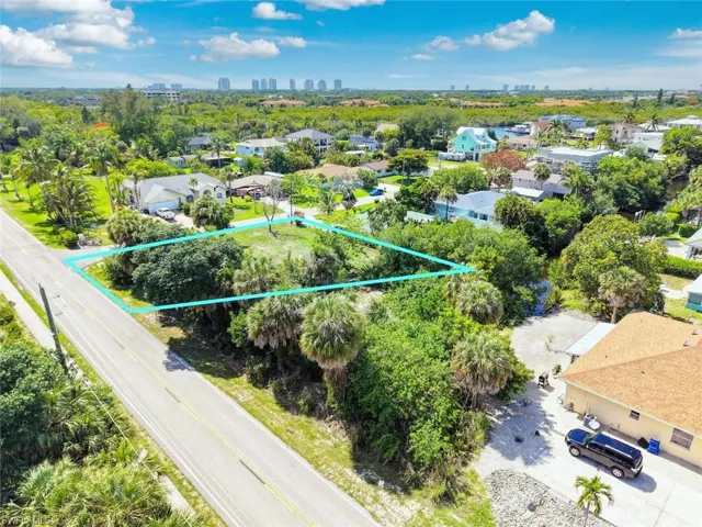 27312 Buccaneer Dr, Bonita Springs, Florida 34135