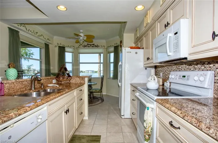 10350 Washingtonia Palm Way 4223, Fort Myers, Florida 33966