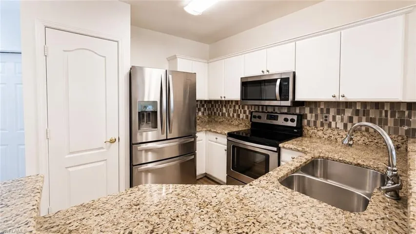 8527 Athena Ct, Lehigh Acres, Florida 33971