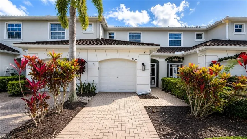 8527 Athena Ct, Lehigh Acres, Florida 33971