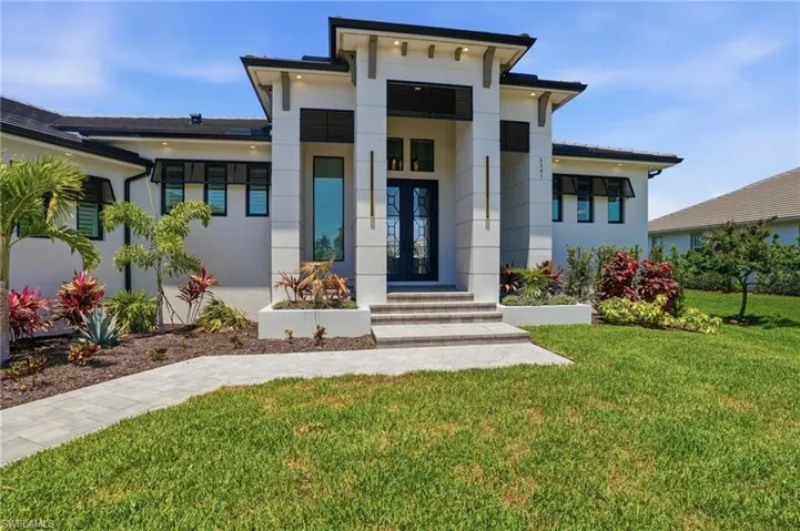 5201  Seagull  CT, Cape Coral, FL 33904