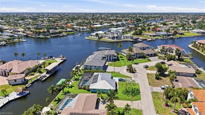 5201  Seagull  CT, Cape Coral, FL 33904