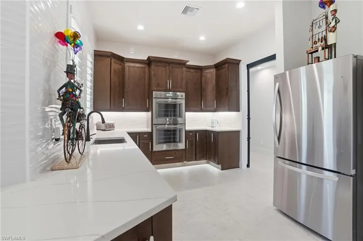 5201 Seagull Ct, Cape Coral, Florida 33904