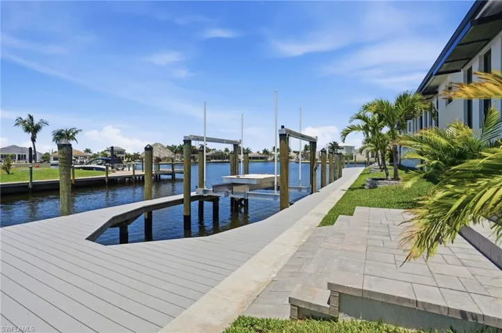 5201 Seagull Ct, Cape Coral, Florida 33904