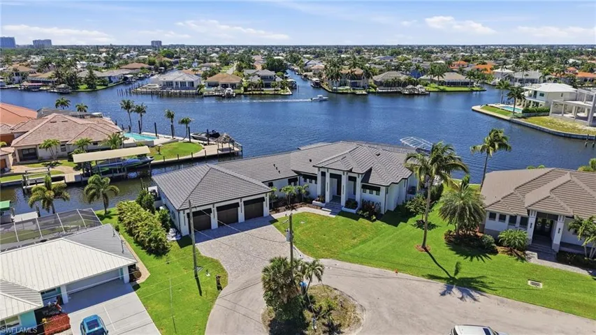 5201  Seagull  CT, Cape Coral, FL 33904