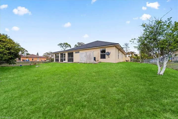 1019 Angelo Ave, Lehigh Acres, Florida 33971