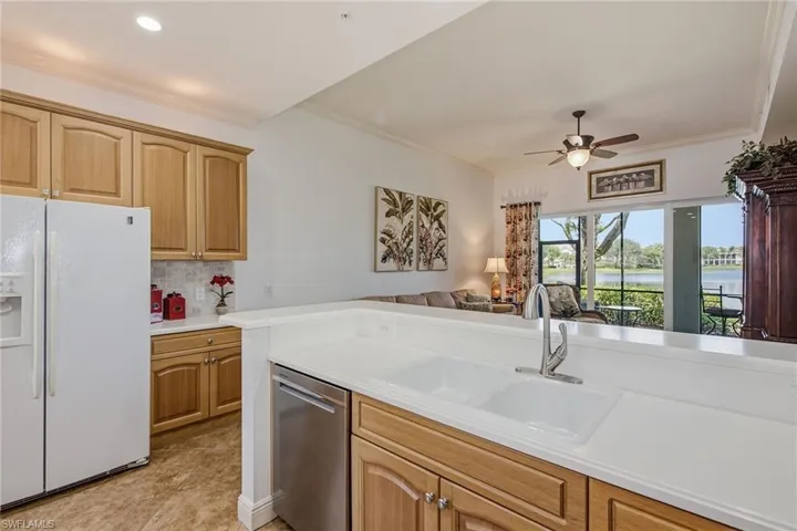9243 Tesoro Ln 103, Naples, Florida 34114