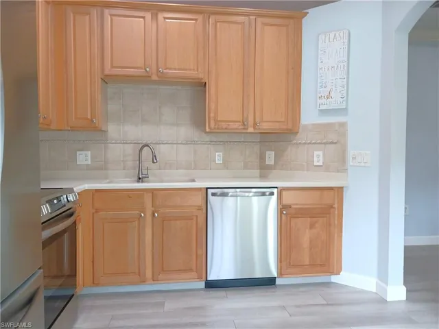 7725  Woodbrook  CIR, Naples, FL 34104