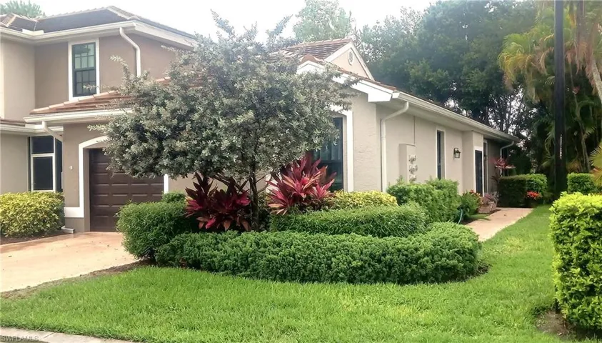 7725  Woodbrook  CIR, Naples, FL 34104