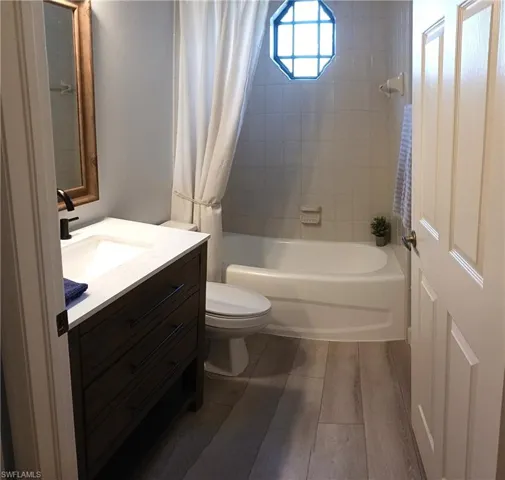 7725  Woodbrook  CIR, Naples, FL 34104