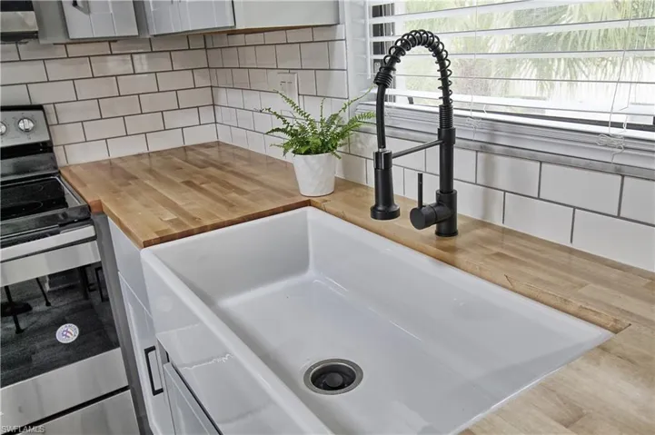 28160 Pine Haven Way 38, Bonita Springs, Florida 34135