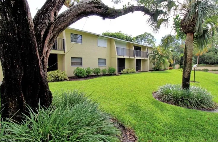 28160 Pine Haven Way 38, Bonita Springs, Florida 34135
