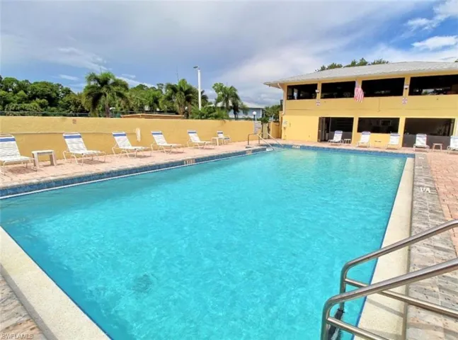 28160 Pine Haven Way 38, Bonita Springs, Florida 34135