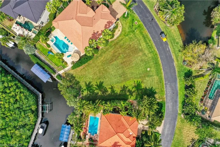 9124 Brendan River Ct, Bonita Springs, Florida 34135