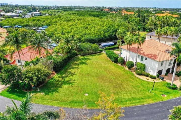 9124 Brendan River Ct, Bonita Springs, Florida 34135