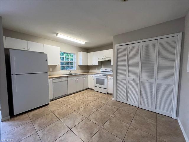 2600-2602  Todd S AVE, Lehigh Acres, FL 33973