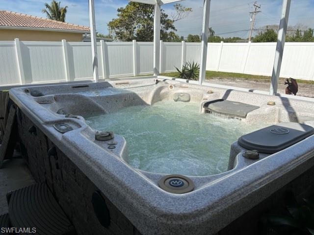 jetted spa corner of lanai