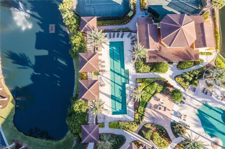 Bird's eye view of a pool area