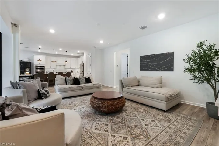 10427 Ventana Ln, Naples, Florida 34120
