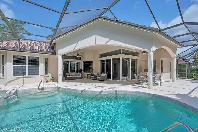 2075  Imperial  CIR, Naples, FL 34110