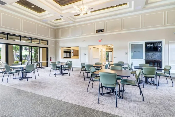 9216  Woodhurst  DR, Naples, FL 34120