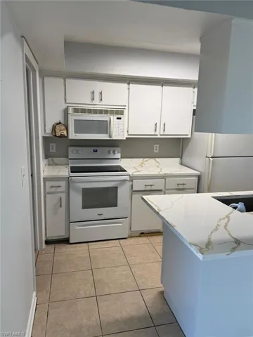 3004 Santa Barbara Blvd A – B, Cape Coral, Florida 33914