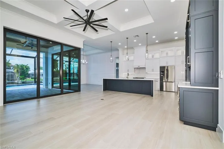 2203 Sw 52nd St, Cape Coral, Florida 33914