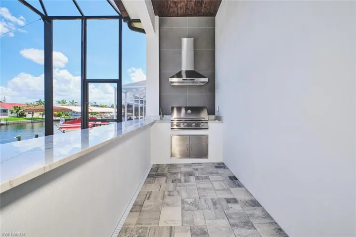 2203 Sw 52nd St, Cape Coral, Florida 33914