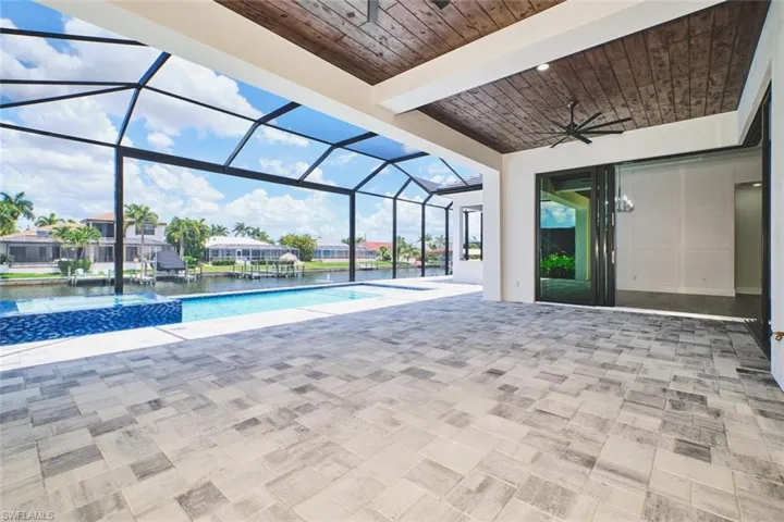 2203 Sw 52nd St, Cape Coral, Florida 33914