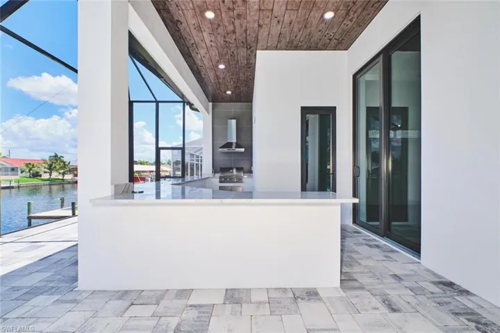 2203 Sw 52nd St, Cape Coral, Florida 33914