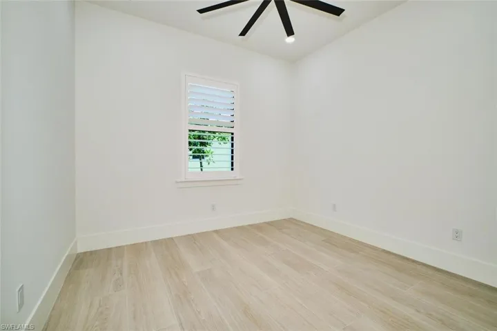 2203 Sw 52nd St, Cape Coral, Florida 33914