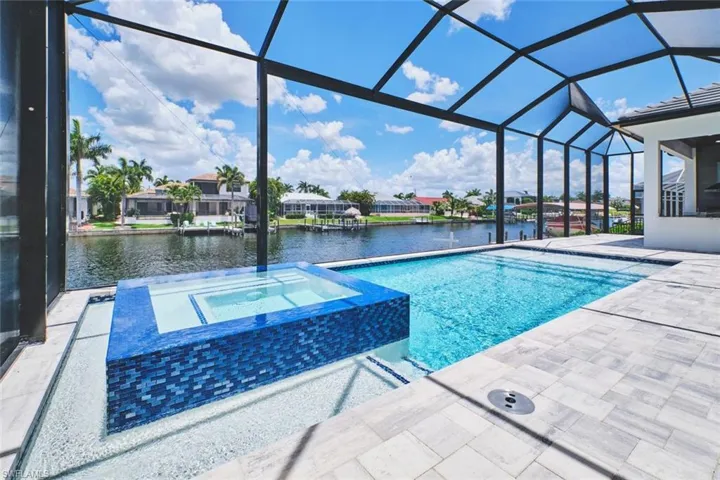 2203 Sw 52nd St, Cape Coral, Florida 33914
